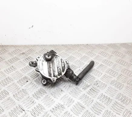 Volvo V70 Vacuum pump 08658230 100236