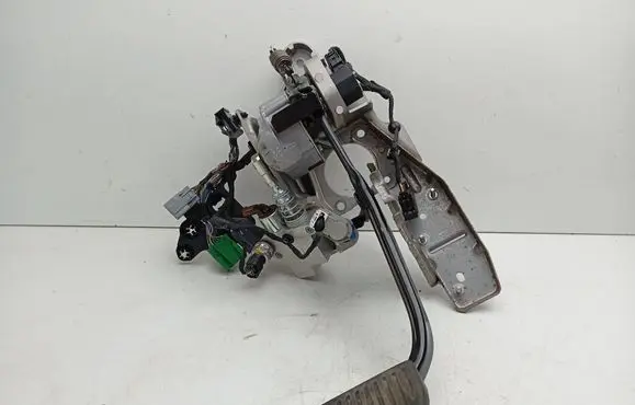Volvo V60 Brake pedal 31317447 P31317447 31334489