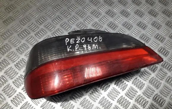 Peugeot 406 Rear/tail lights