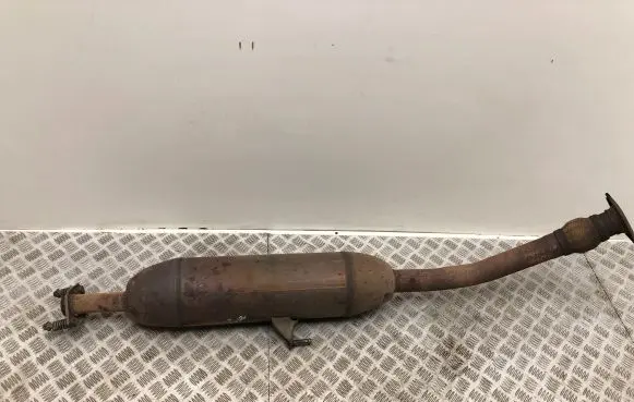 Toyota Avensis T270 Muffler/silencer 