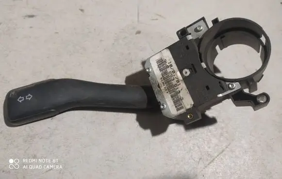 Volkswagen Golf IV Indicator stalk 8L0953513G