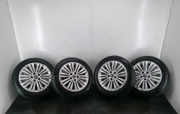 Opel Astra J R17 alloy rim 