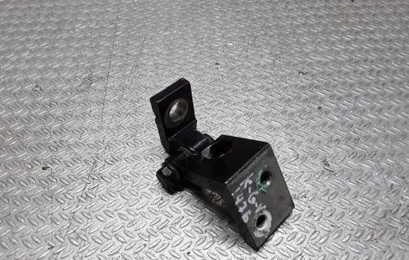 Rear door upper hinge