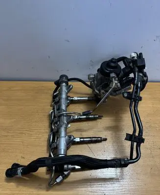 Mini Cooper Countryman F60 Fuel injection system set 0445010764 8511626 8514148