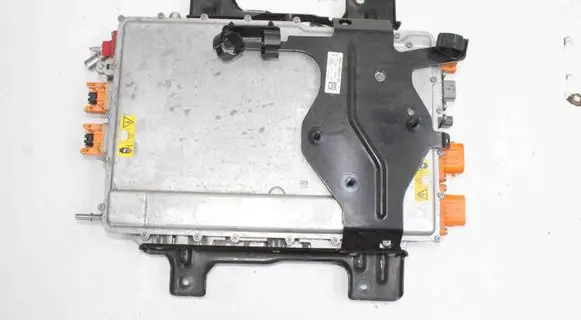Land Rover Range Rover Evoque L551 Voltage converter inverter M8D214A750AK M8D214A750AL