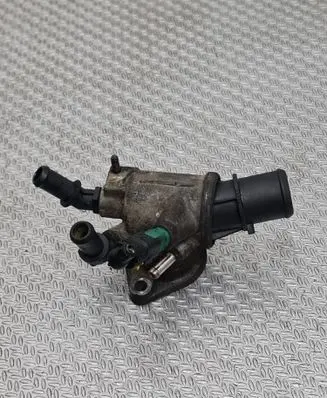 Saab 9-3 Ver2 Thermostat/thermostat housing 55203388 3203388 089188C