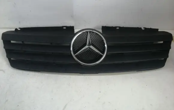 Mercedes-Benz Vaneo W414 Front bumper upper radiator grill A4148800085
