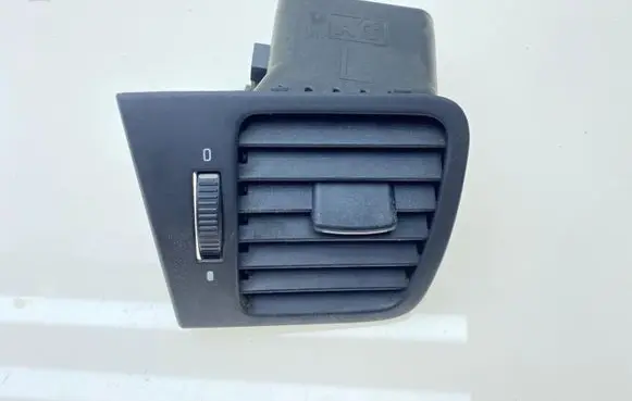 Subaru Outback Dashboard side air vent grill/cover trim 66110AG011 66110AG01B 66119AG03A