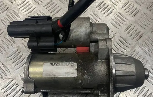 Volvo V60 Starter motor B4164T AV6N11000CA