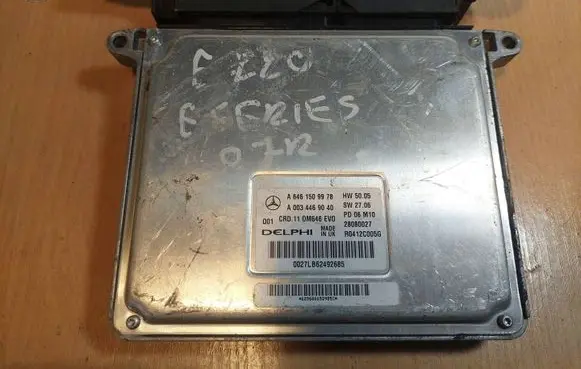 Mercedes-Benz E W211 Engine control unit/module ECU A6461509978 A0034469040 CRD.11