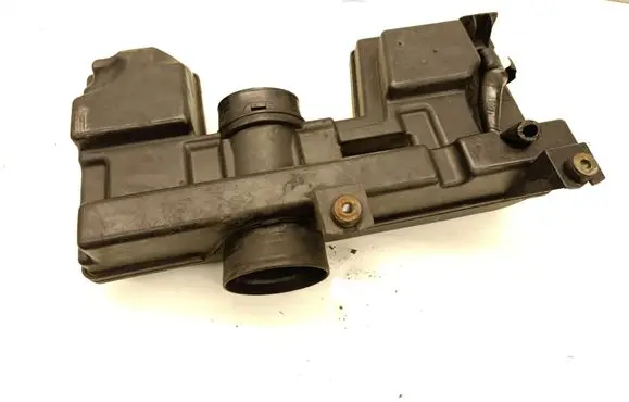 Hummer H3 Intake resonator 15247231