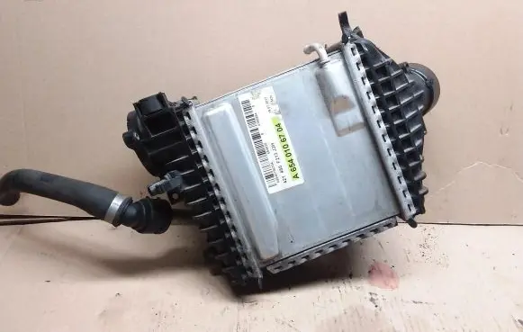 Mercedes-Benz E W213 Intercooler radiator A6540900100