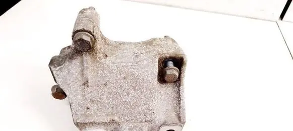 Seat Ibiza V (KJ) Engine mounting bracket 5Q0199117A