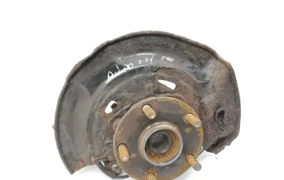 Toyota Avensis T270 Front wheel hub