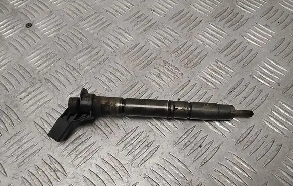 Audi A6 S6 C7 4G Fuel injector 059130277CC