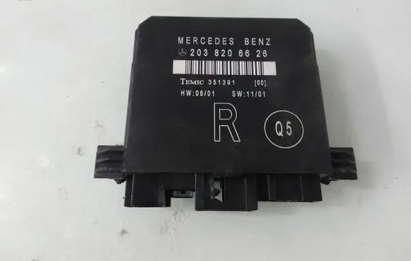 Mercedes-Benz C W203 Door control unit/module 2038206626