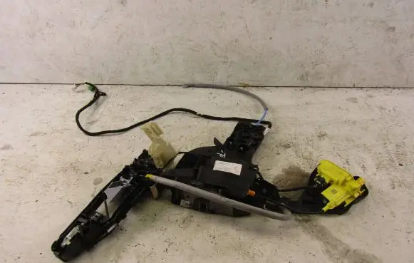 Mercedes-Benz E W238 Front door lock A2057230208