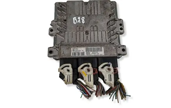 Peugeot 3008 I Engine control unit/module 9666571380 S180075002 9676761080