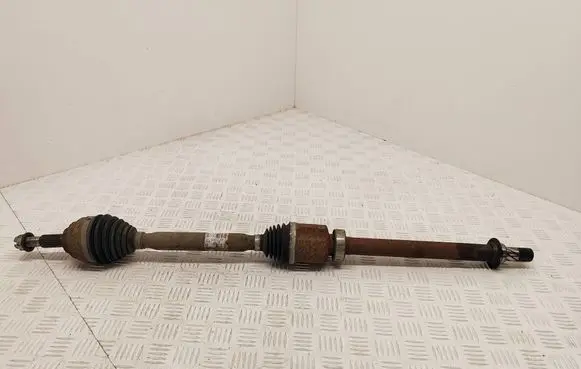 Renault Clio IV Front driveshaft 391003032R
