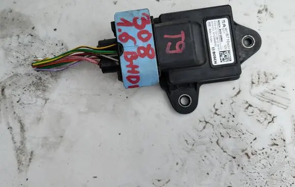 Peugeot 308 Glow plug pre-heat relay 967787168001