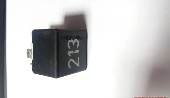 Audi A6 S6 C5 4B Other relay 443951253J
