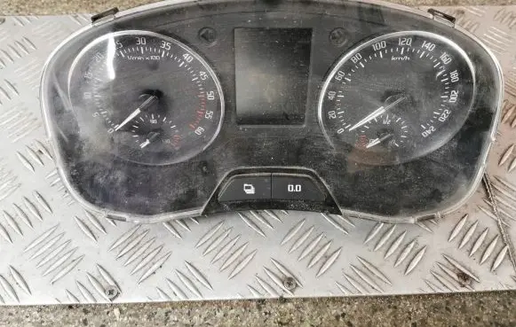 Skoda Roomster (5J) Speedometer (instrument cluster) 5J0920840D
