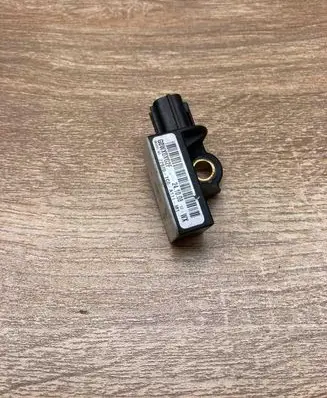 Honda CR-V Airbag deployment crash/impact sensor 77970TC0A111M1