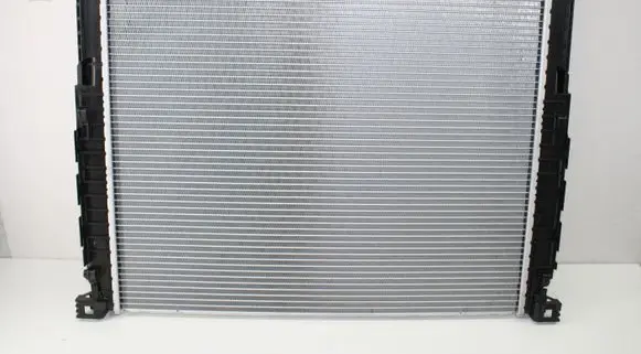 BMW M5 F90 Coolant radiator 17118096936 8096936