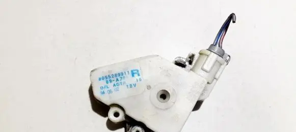 Nissan Sunny Central locking motor 8055289911 89-a709