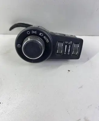 Chrysler Pacifica Light switch P68156005AC 120014113 12624