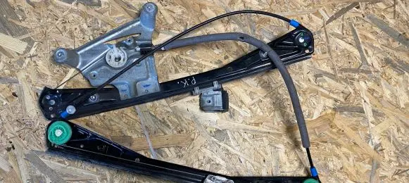 Jaguar S-Type Front window lifting mechanism without motor