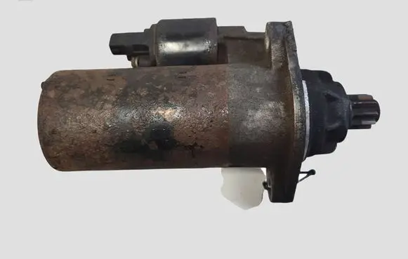 Volkswagen Golf IV Starter motor