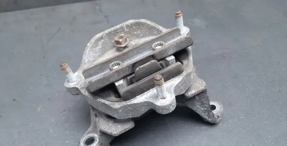 Audi A5 8T 8F Gearbox mount 8K0399115R 8K0399151 8K0399291