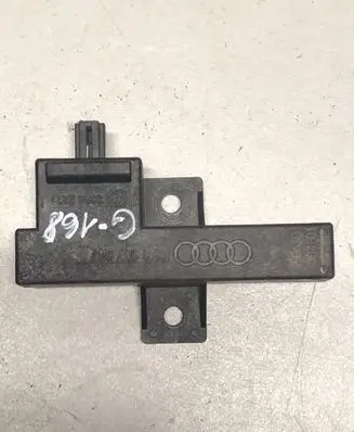 Audi A7 S7 4G Keyless (KESSY) go control unit/module 8K0907247 33542221