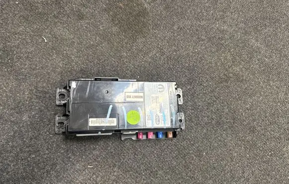 Jeep Grand Cherokee WL Bluetooth control unit module 616320011 68436288AD 5035518911C
