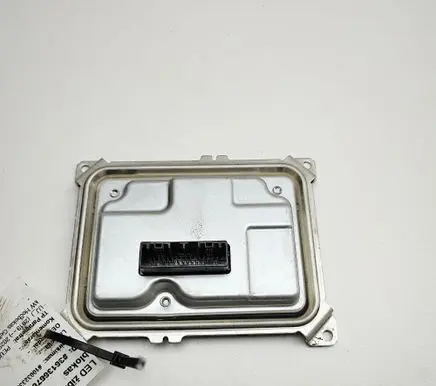 Peugeot 208 I LED ballast control module 1ST210872 B990433