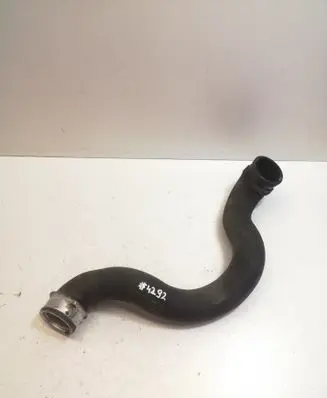 Mercedes-Benz C W204 Engine coolant pipe/hose A2045013082