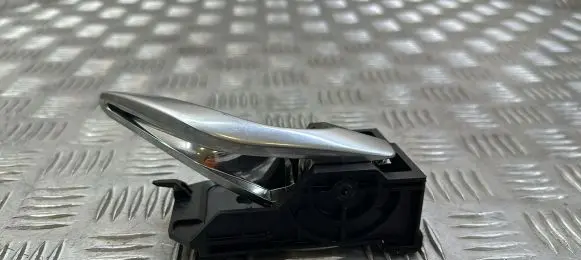 Mazda 3 II Front door interior handle KD53T8314
