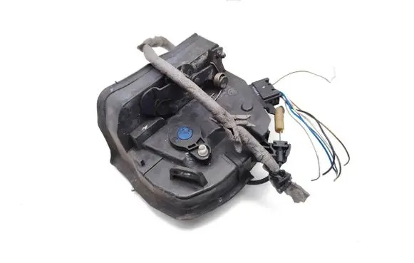 BMW X5 E53 Front door lock 8402539