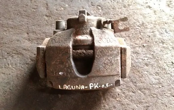 Renault Laguna II Front brake caliper FN357