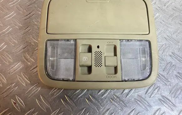 Honda CR-V Front seat light 0T9S2