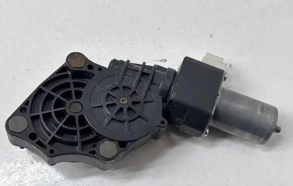 Toyota Highlander XU70 Seat adjustment motor 85820X7V01 1620007670