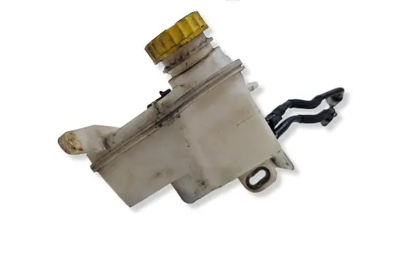 Jeep Renegade Brake fluid reservoir D348