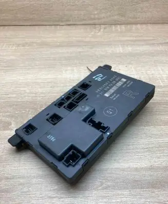 Mercedes-Benz E W211 Door control unit/module 2118707226 00401605