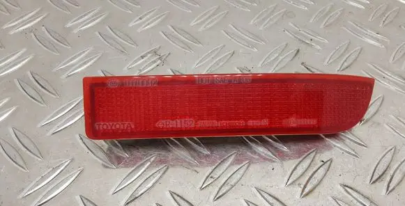 Toyota Avensis T270 Rear tail light reflector