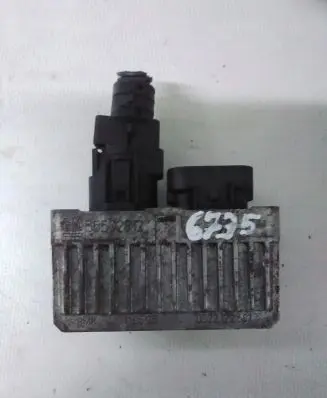 Glow plug pre-heat relay