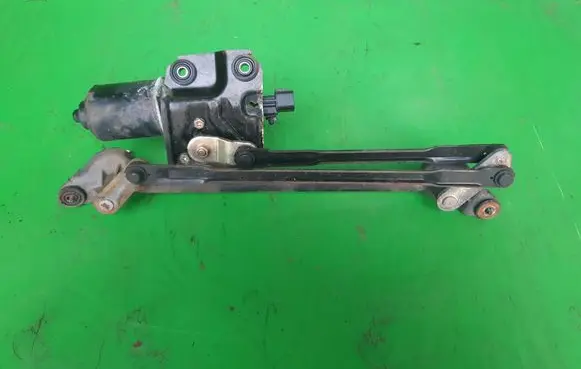 Hyundai Getz Front wiper linkage and motor