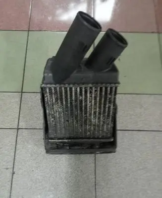 Renault Scenic I Intercooler radiator IA1073 867634C 8200047162