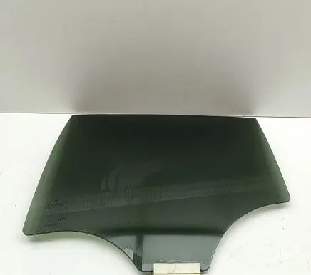 BMW X6M G06 F96 Rear door window glass 8496031