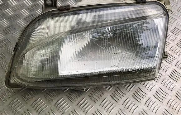 Volkswagen Sharan Headlight/headlamp 0301048311 7M1941015E 95VW13005YA